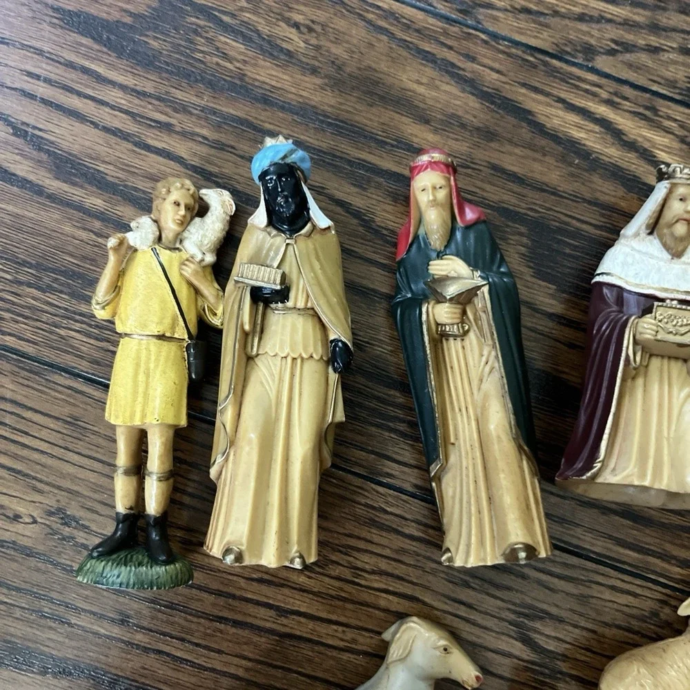 VTG CHRISTMAS 12 PC NATIVITY SET PLASTIC 1